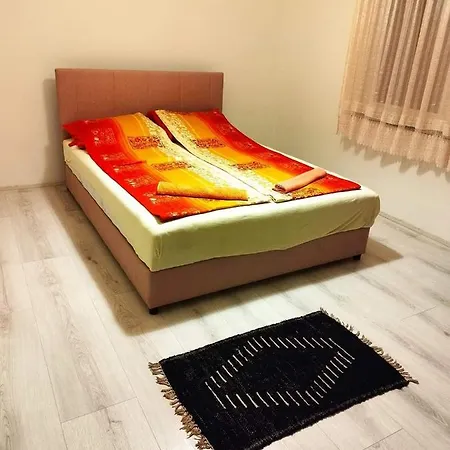Apartment Apartman Ricci R 3 *